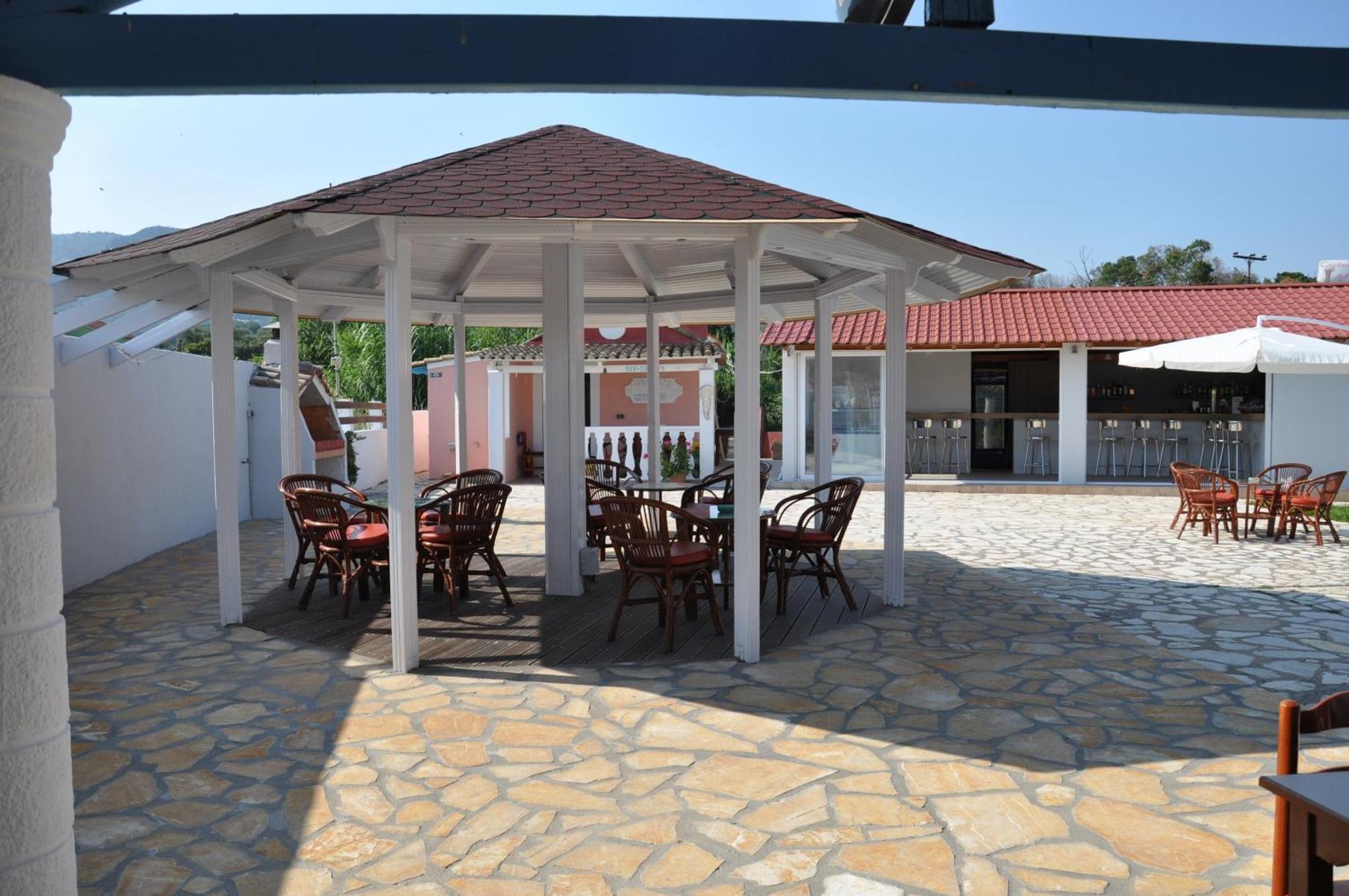 Tassos Apartments Corfu  Екстер'єр фото