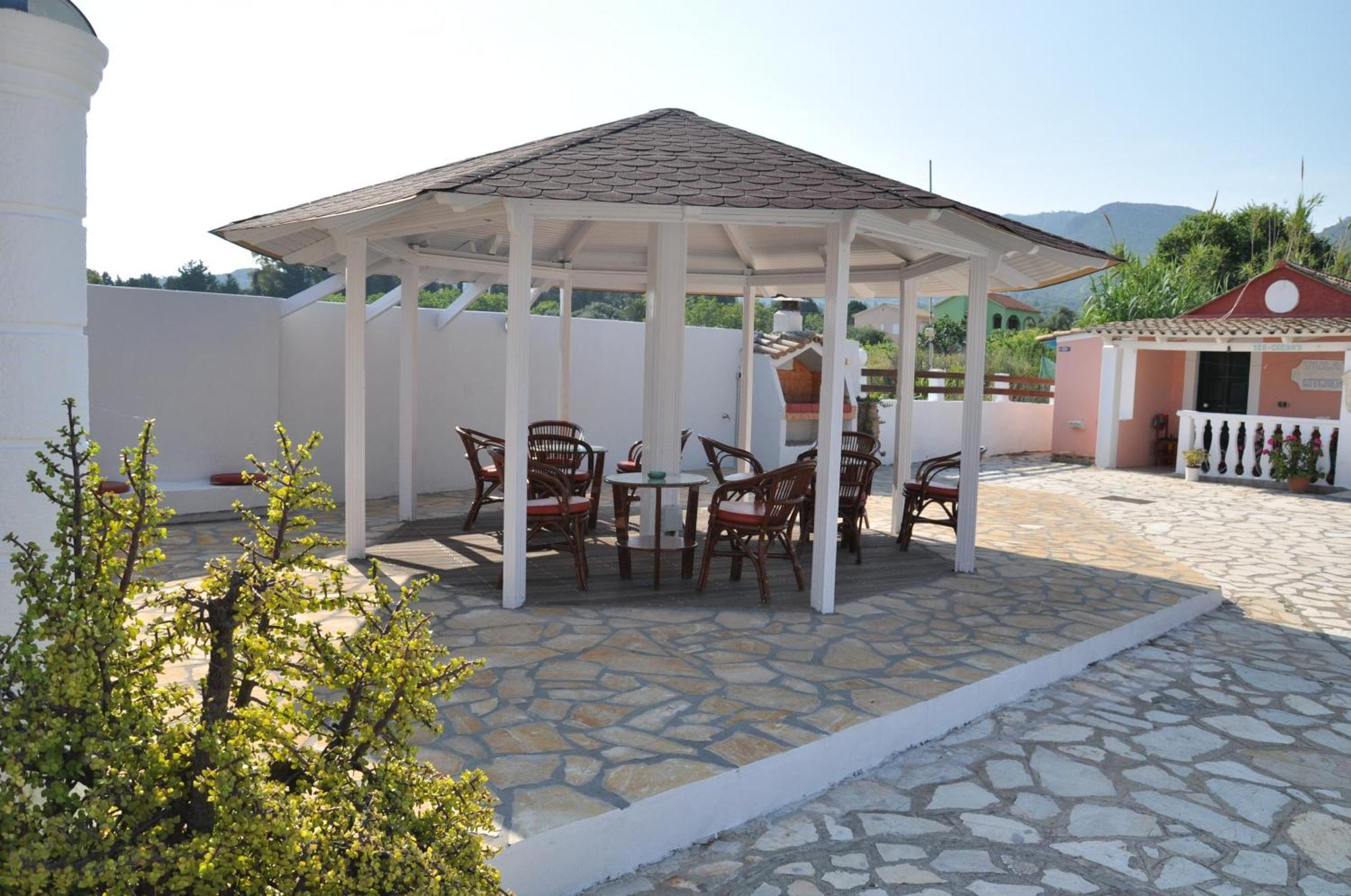 Tassos Apartments Corfu  Екстер'єр фото