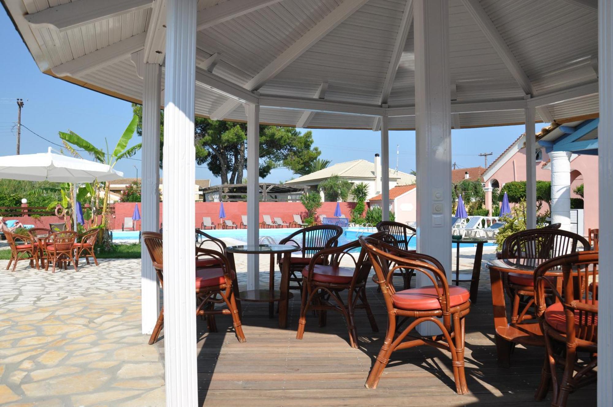 Tassos Apartments Corfu  Екстер'єр фото