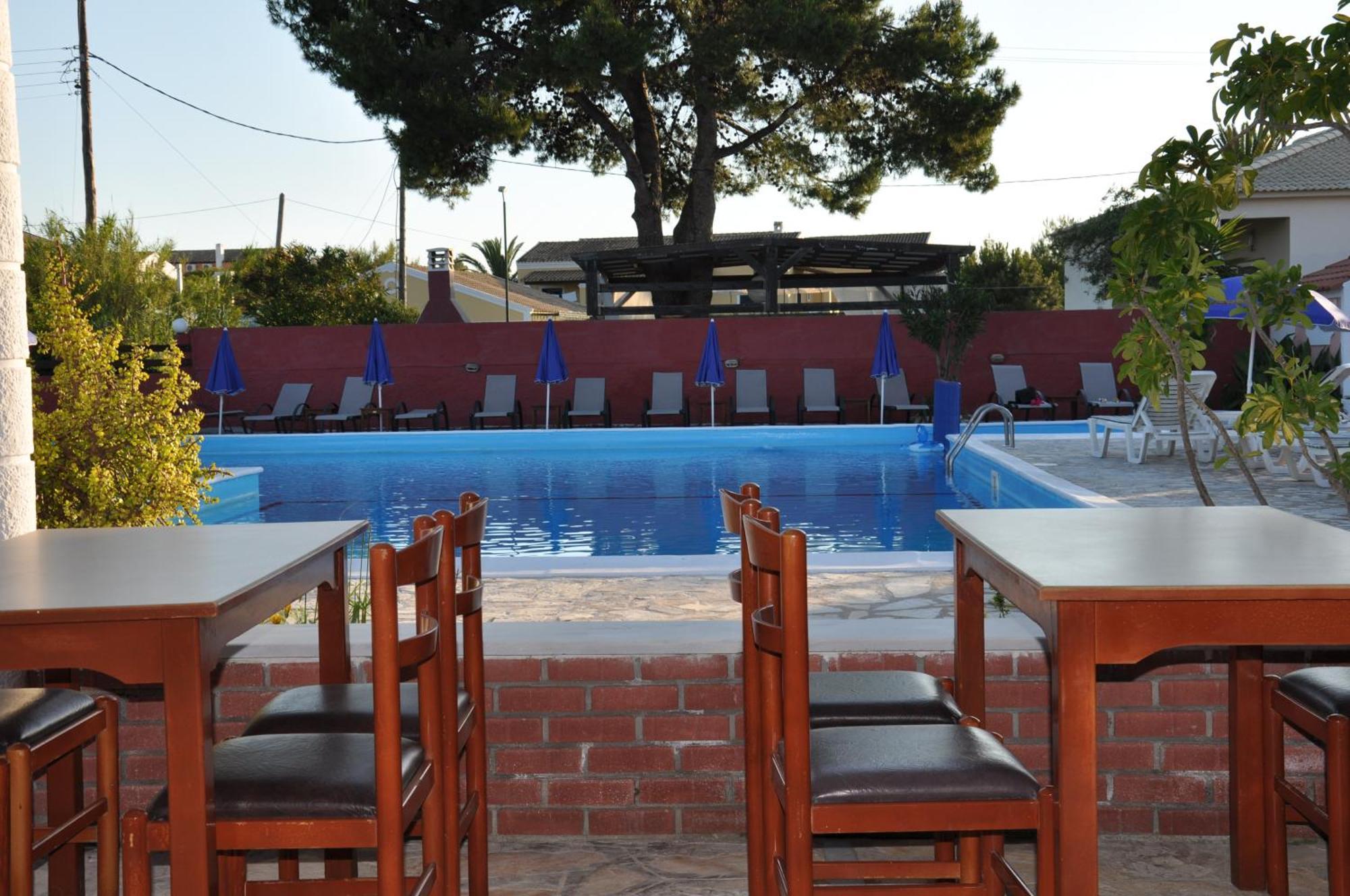 Tassos Apartments Corfu  Екстер'єр фото