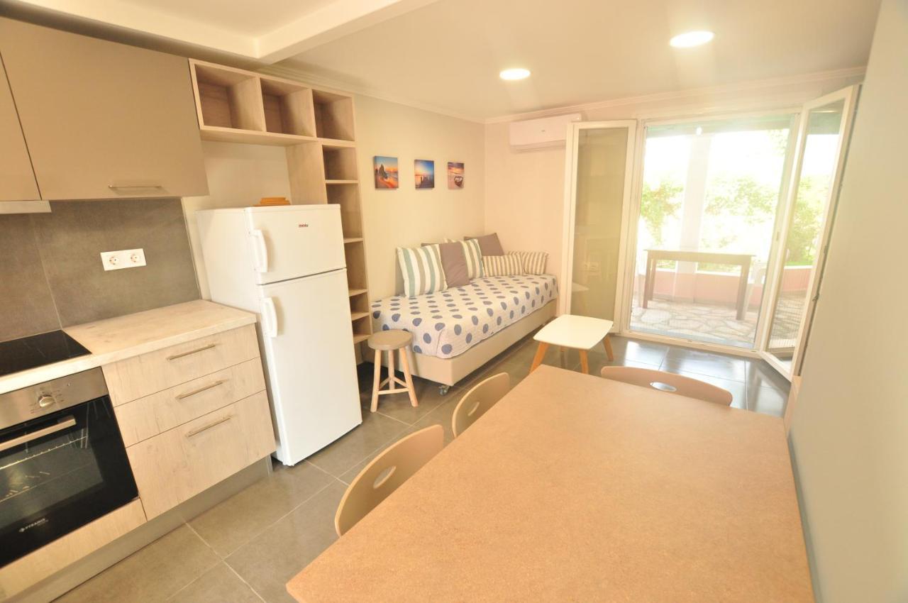 Tassos Apartments Corfu  Екстер'єр фото